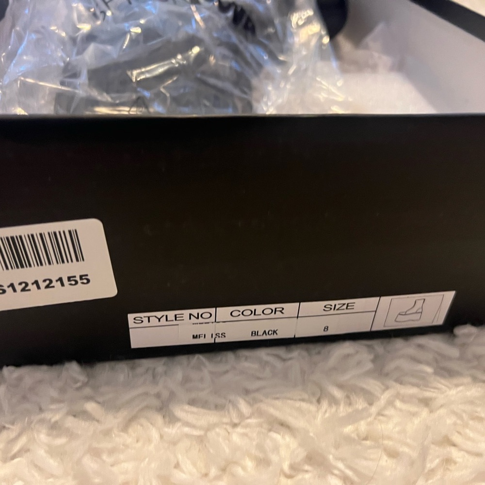 Platform Boots - Picture 6 of 6